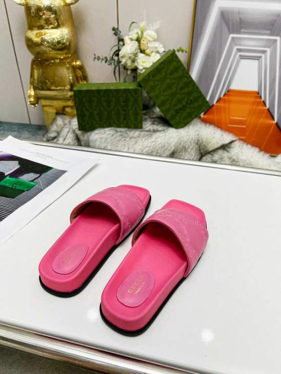 Picture of Gucci Slippers _SKUGuccisz35-42mnf02172124